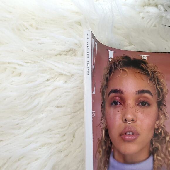 ELLE Magazine - FKA Twigs - March 2021 - Picture 2 of 3